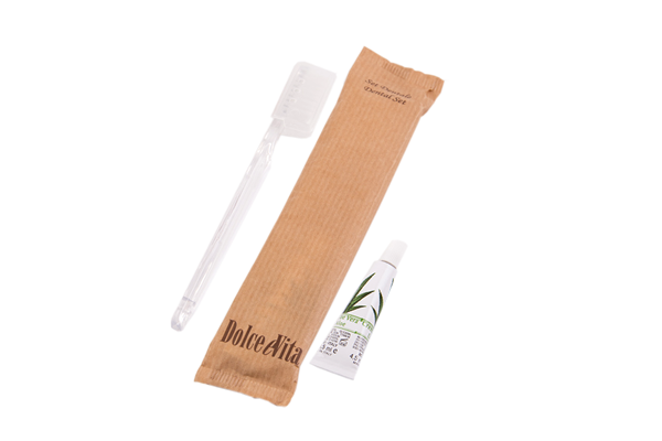 Kit dentale (spazzolino con dentifricio) in flow pack - Linea Dolce eVita