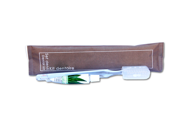 Set denti (spazzolino con dentifricio) in flow pack - Linea Check-in